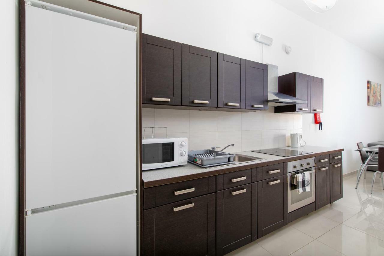 Modern 2 Bedroom Apartment Msida Exterior foto